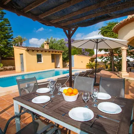 La Martina - Plusholidays * Calpe